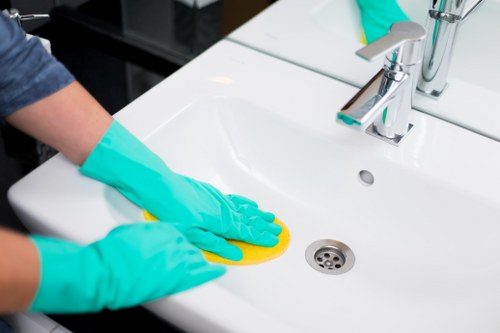Detailed kitchen end of tenancy cleaning with appliances